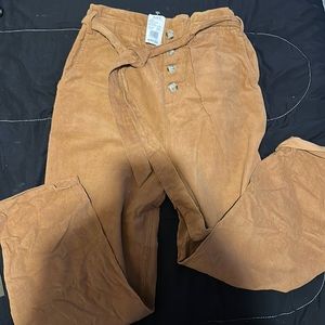 Fashion on earth pants